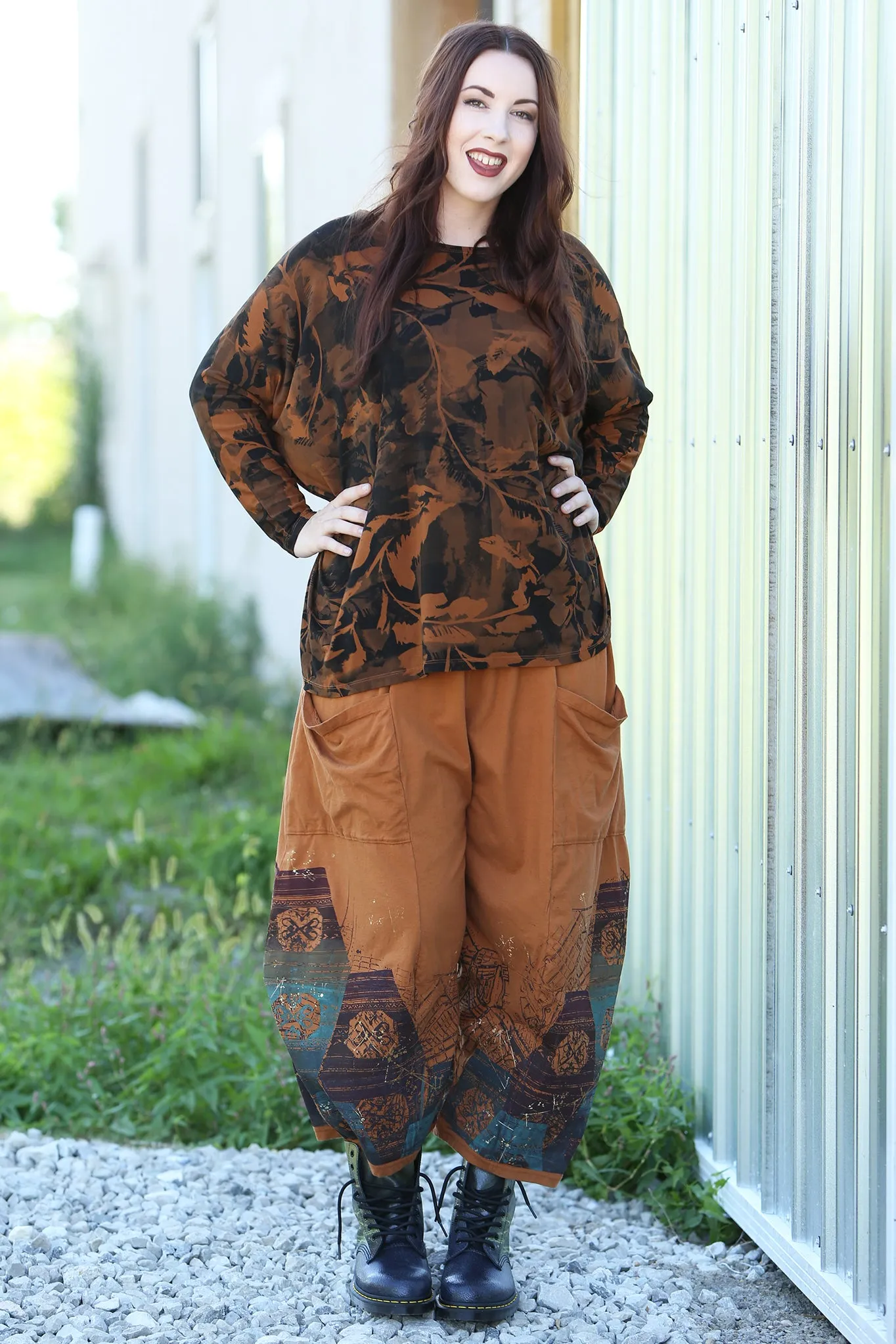 2218 Mariposa Square Top Amber