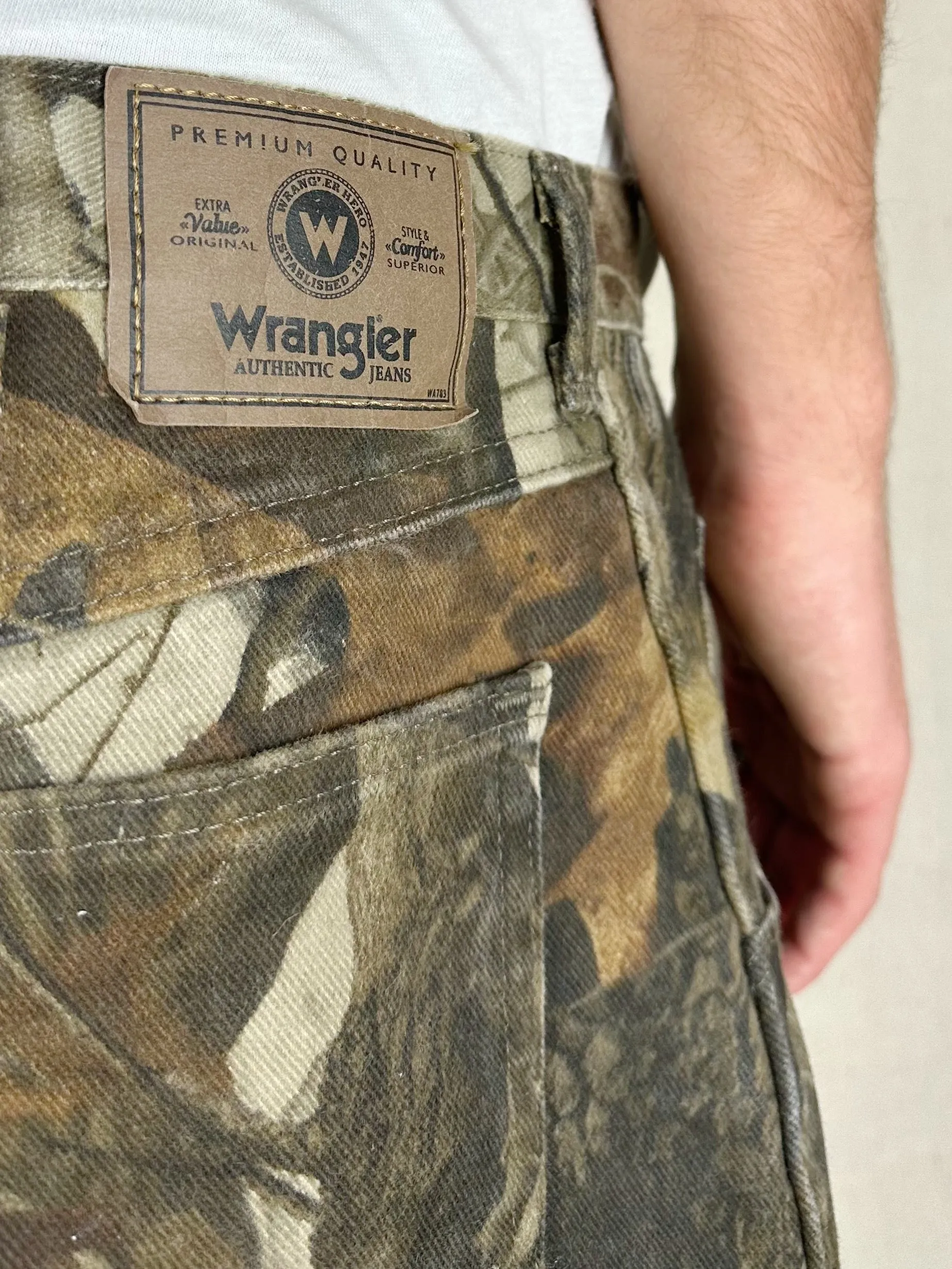 90's Wrangler Realtree Camo Double Knee Vintage Jeans Size 36x32