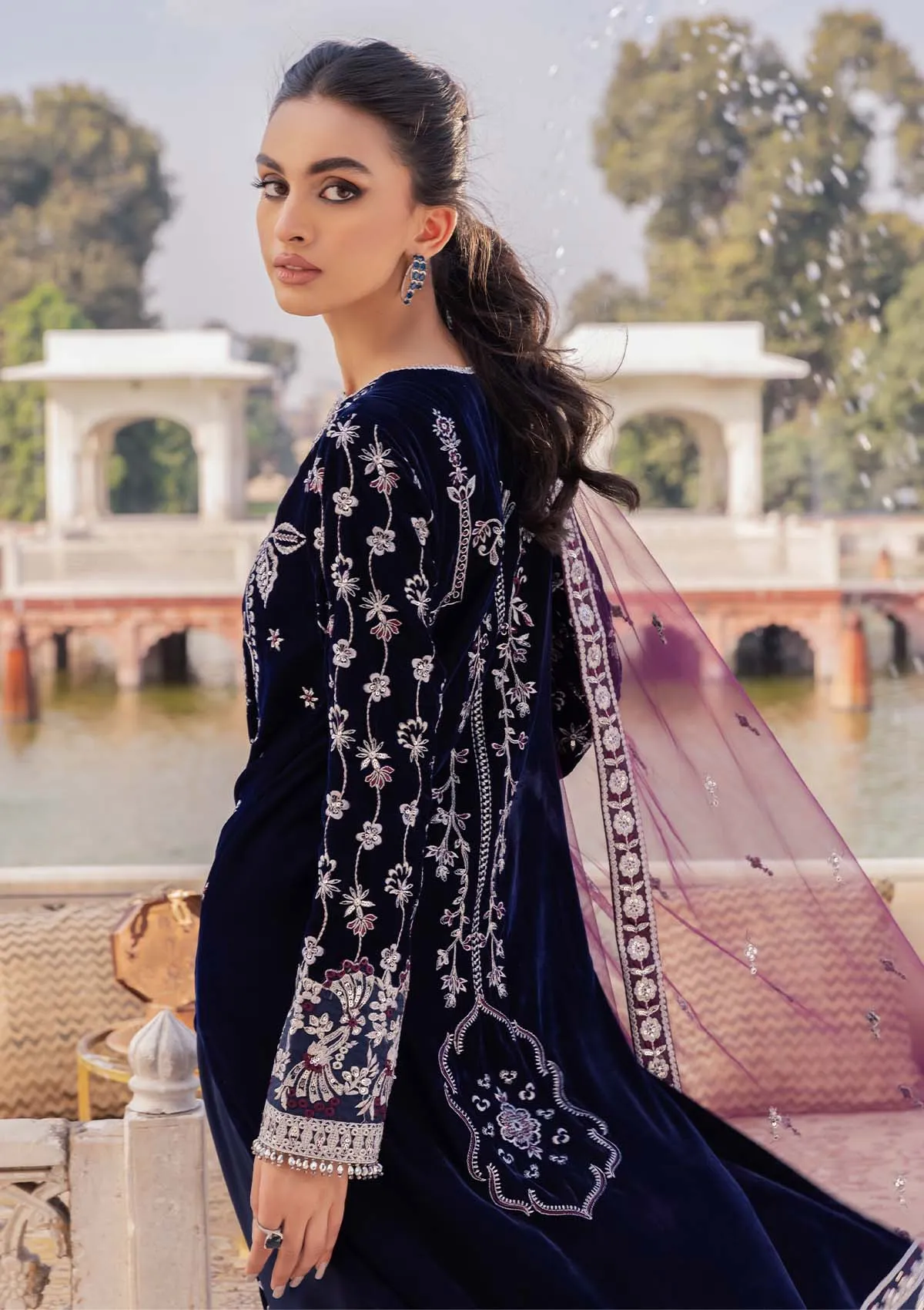 BAAGH - LOOK 03 | AIK Atelier Baagh Unstitched Velvet Winter Collection 2022 | Unstitched Embroidered Velvet Suits