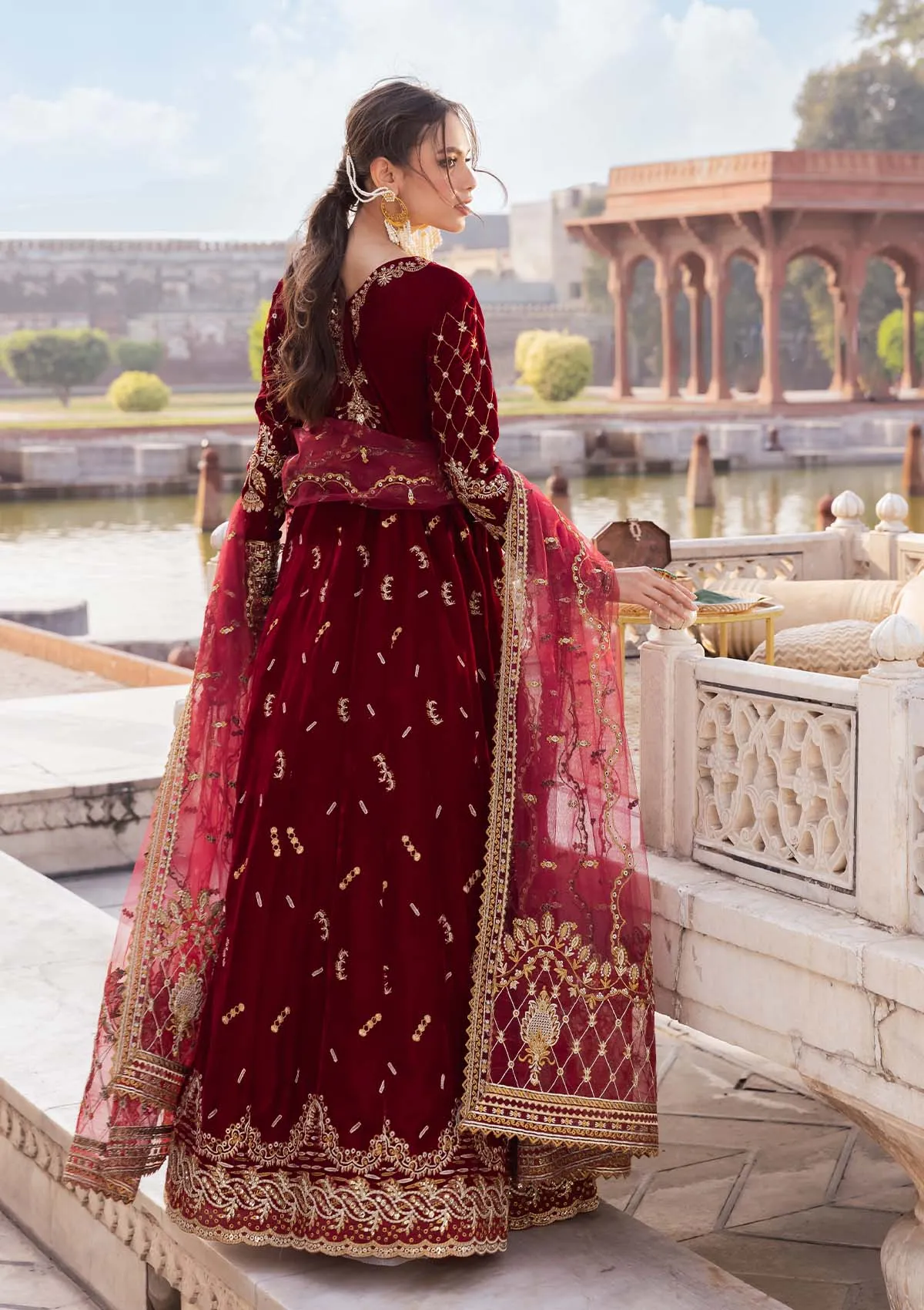BAAGH - LOOK 05 | AIK Atelier Baagh Unstitched Velvet Winter Collection 2022 | Unstitched Embroidered Velvet Suits