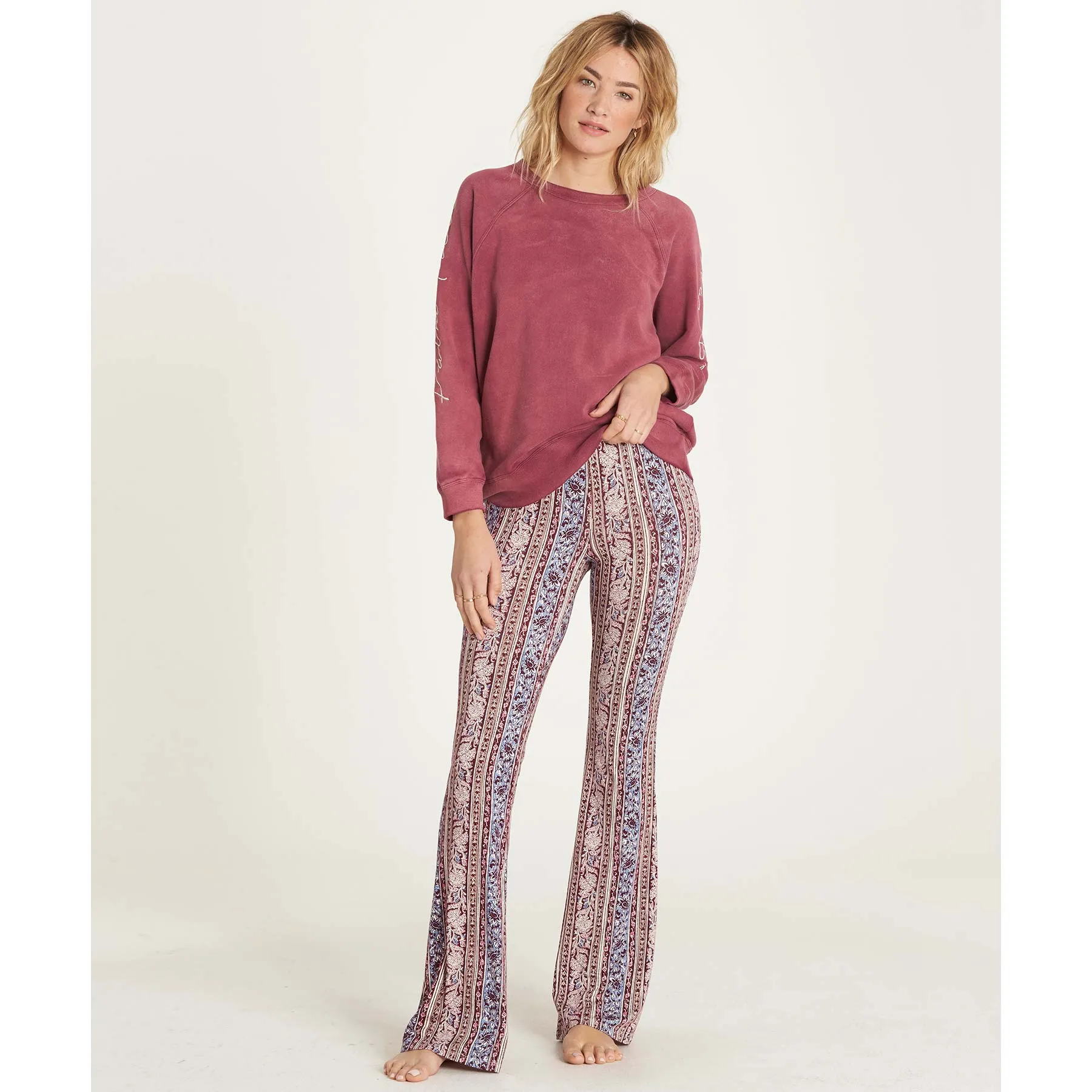 Billabong Women's Sun Down bell Pant | Scarlet