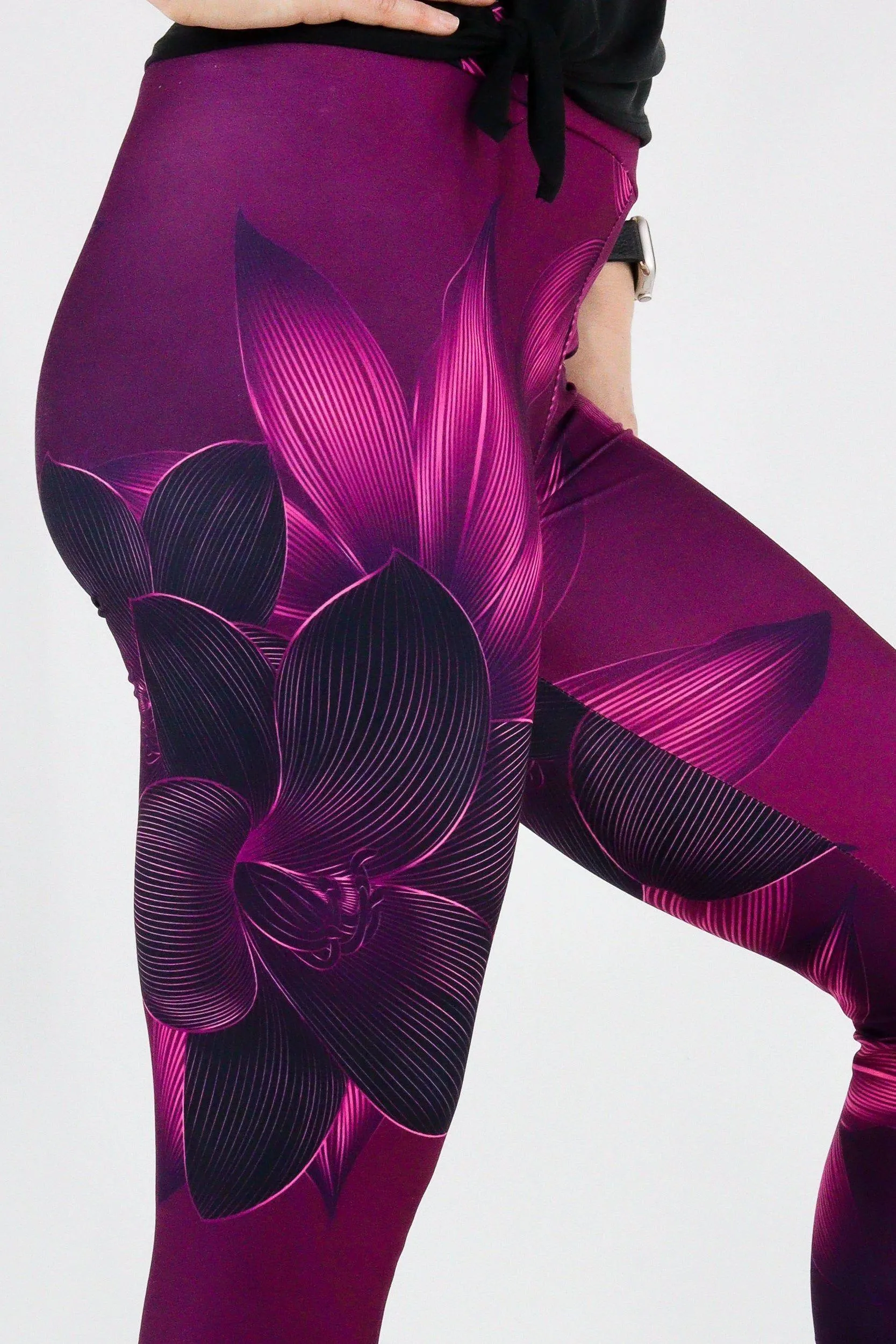 Burgundy Flower - Casual Full Leggings