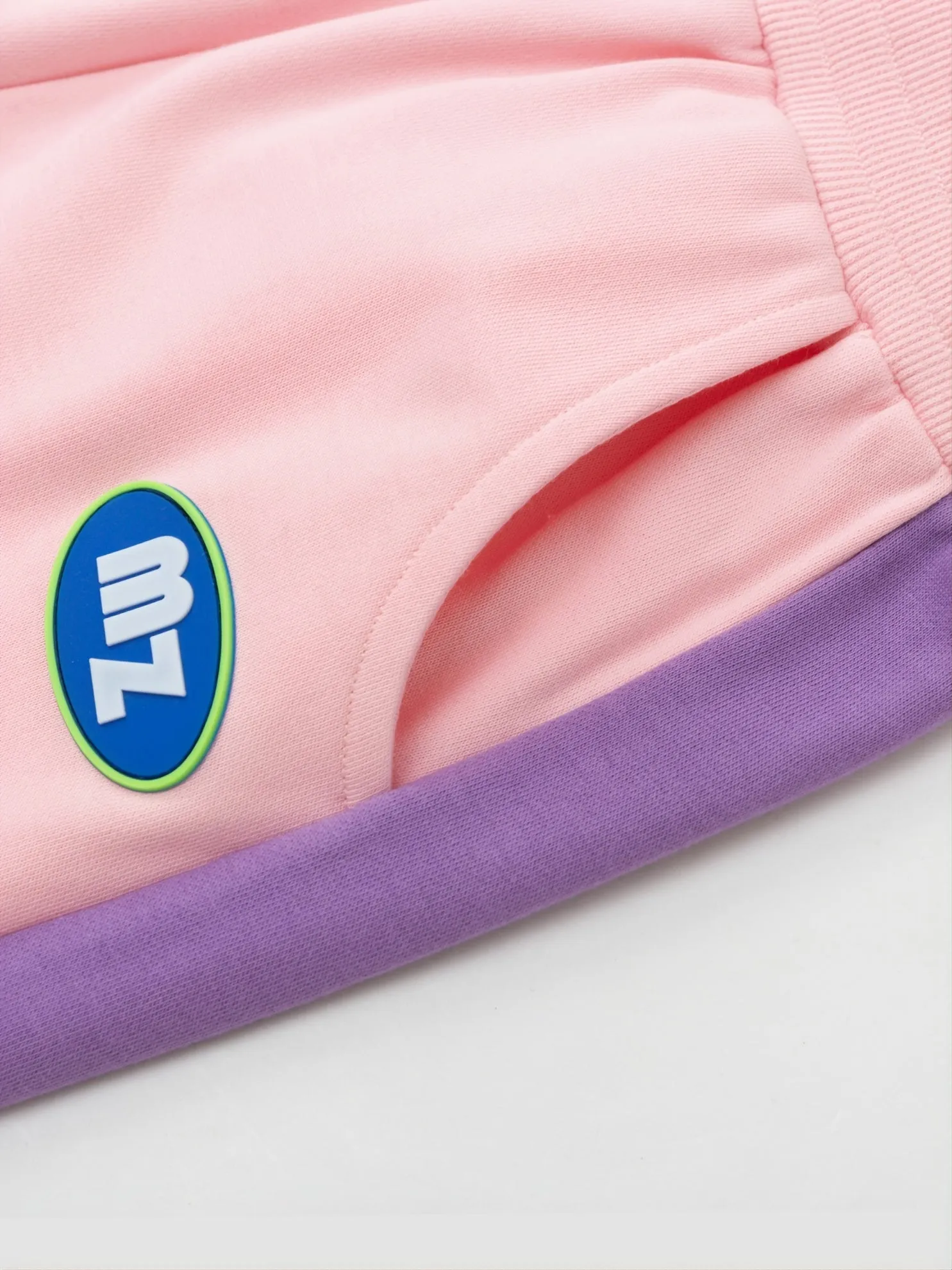 Comfortable Long Sleeve Pullover & Jogger Pant Set for Girls
