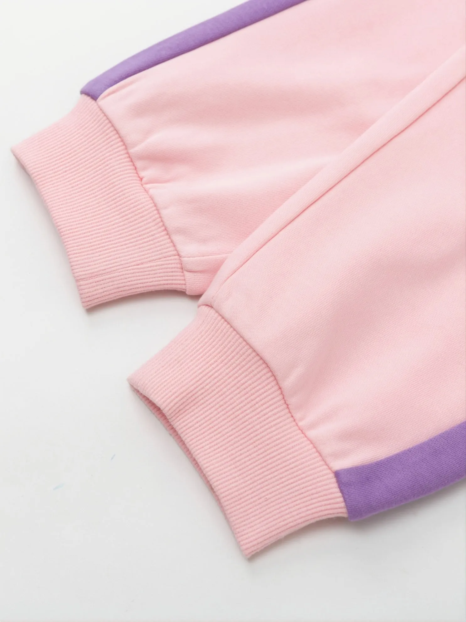 Comfortable Long Sleeve Pullover & Jogger Pant Set for Girls