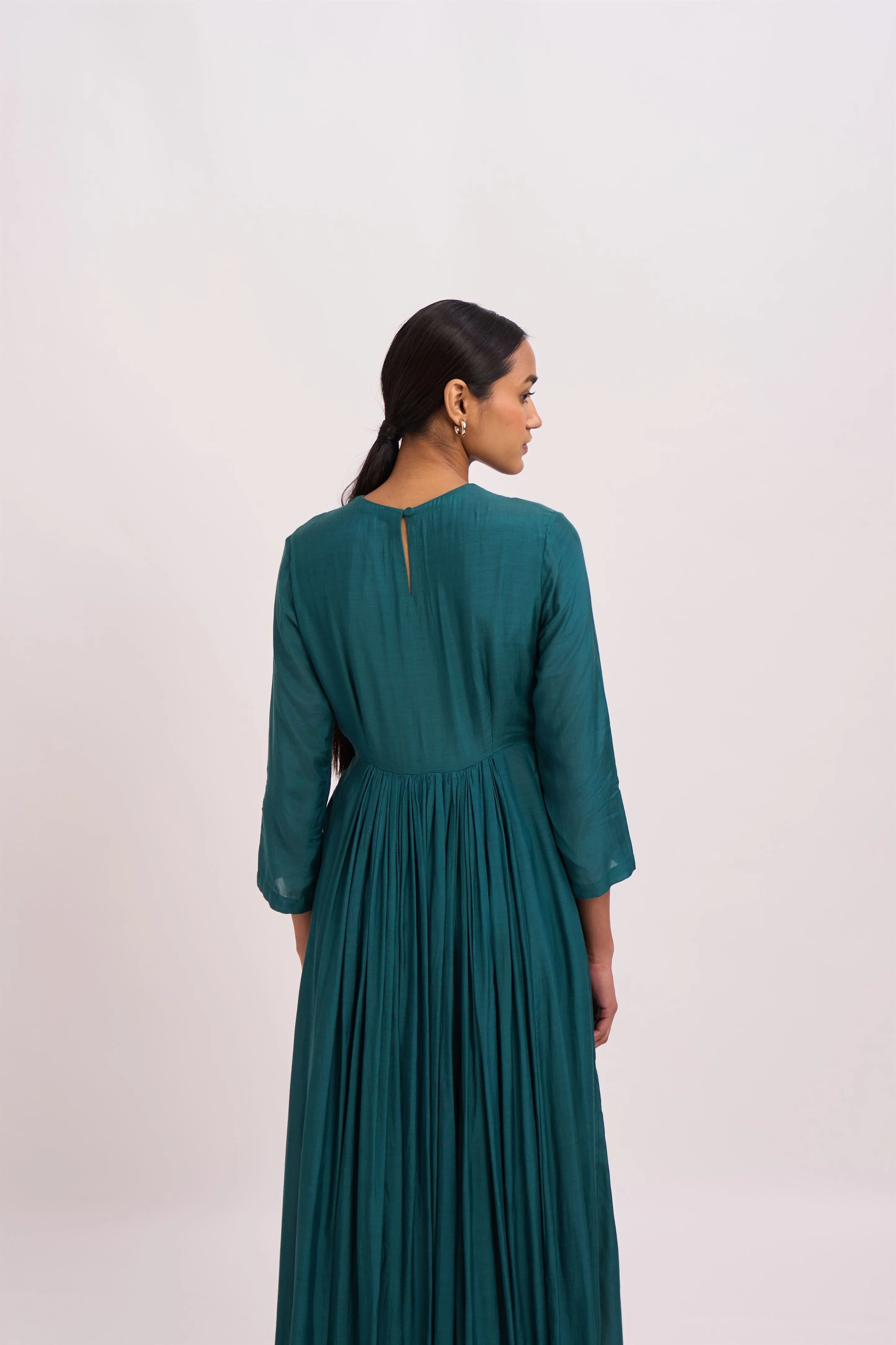 Dot   I   Mihira Madinat Ghoomar Kurta Set   Teal  SS24-TG-1