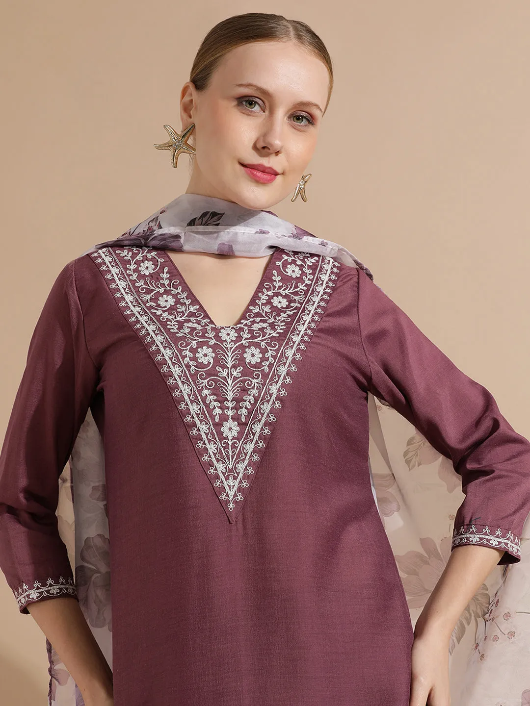 Embroidered Silk Blend Kurta Set With Floral Dupatta