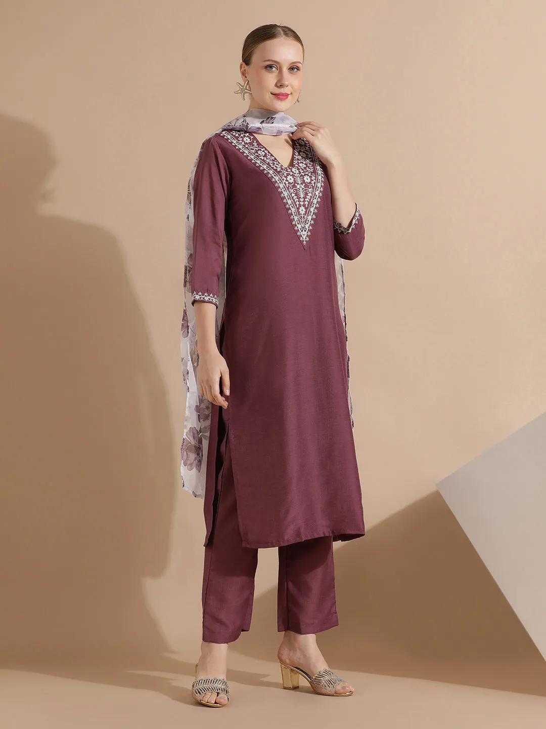 Embroidered Silk Blend Kurta Set With Floral Dupatta