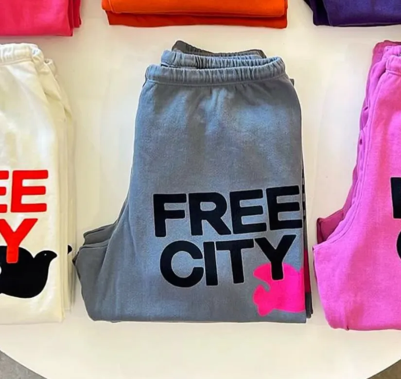FREECITY Sweatpants - Grey Art
