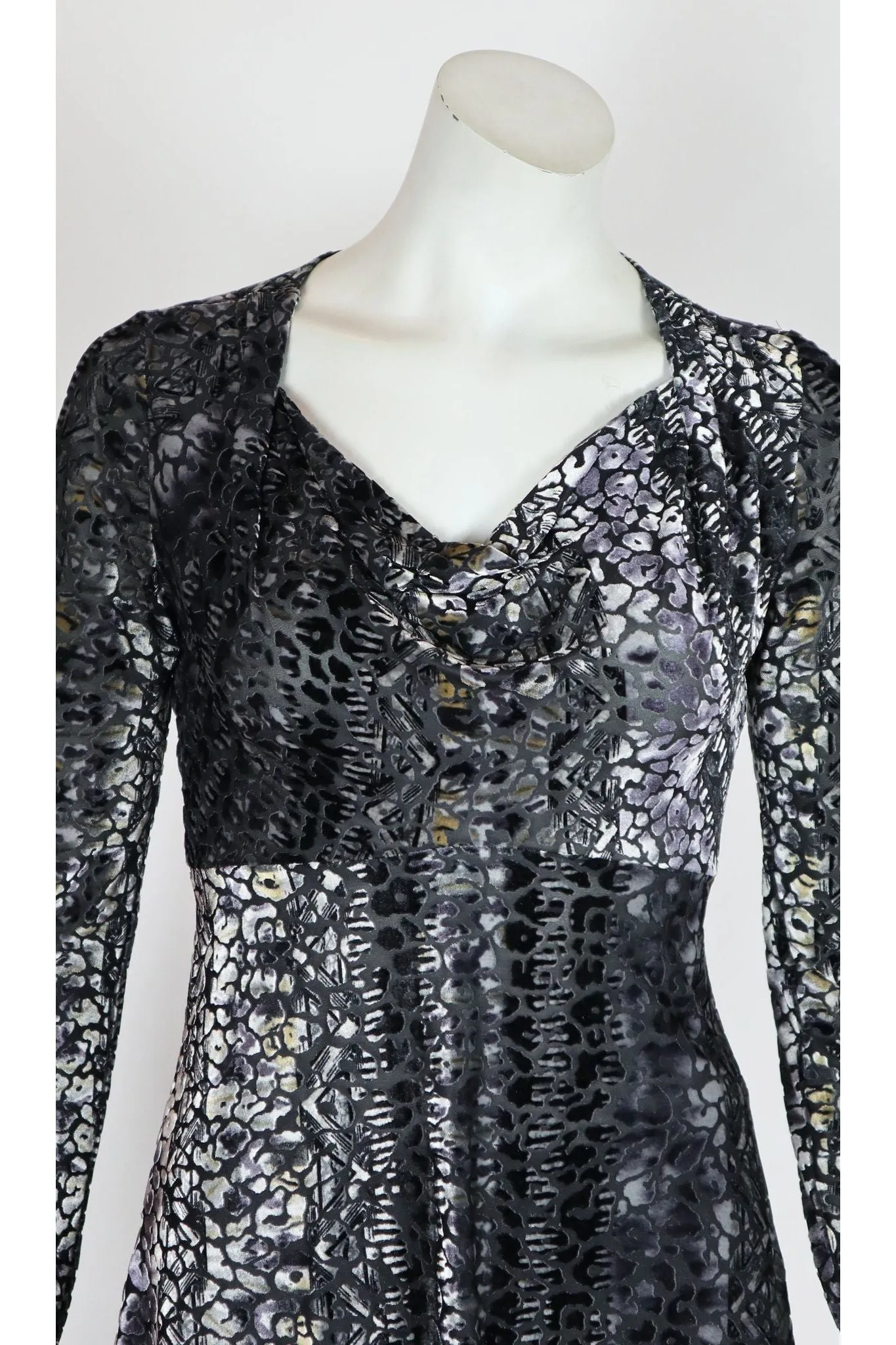 GINA Long Sleeves Cowel Neck Burnout Velvet Empire Tunic Top