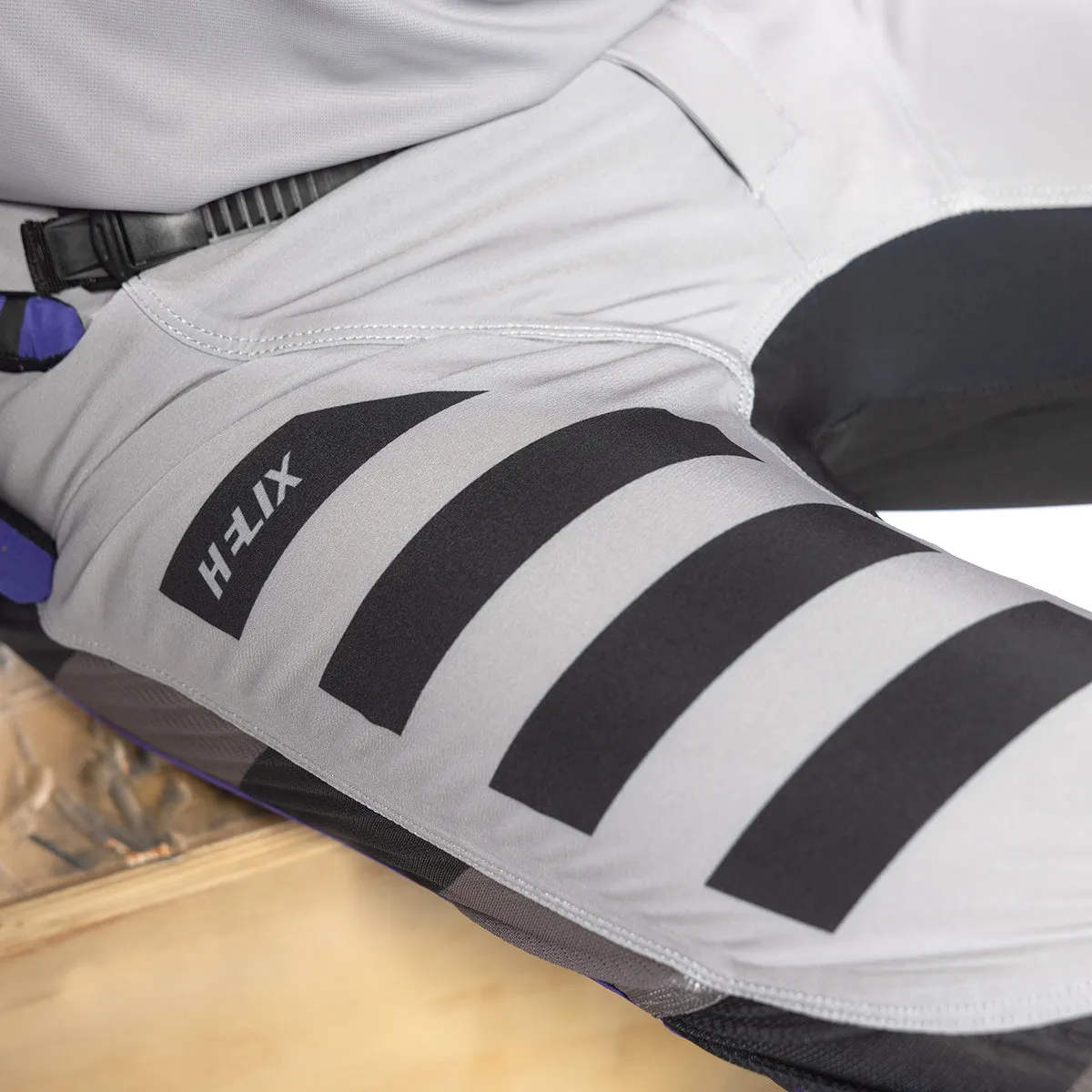 Helix Podium Pant - Gray/Black/Purple