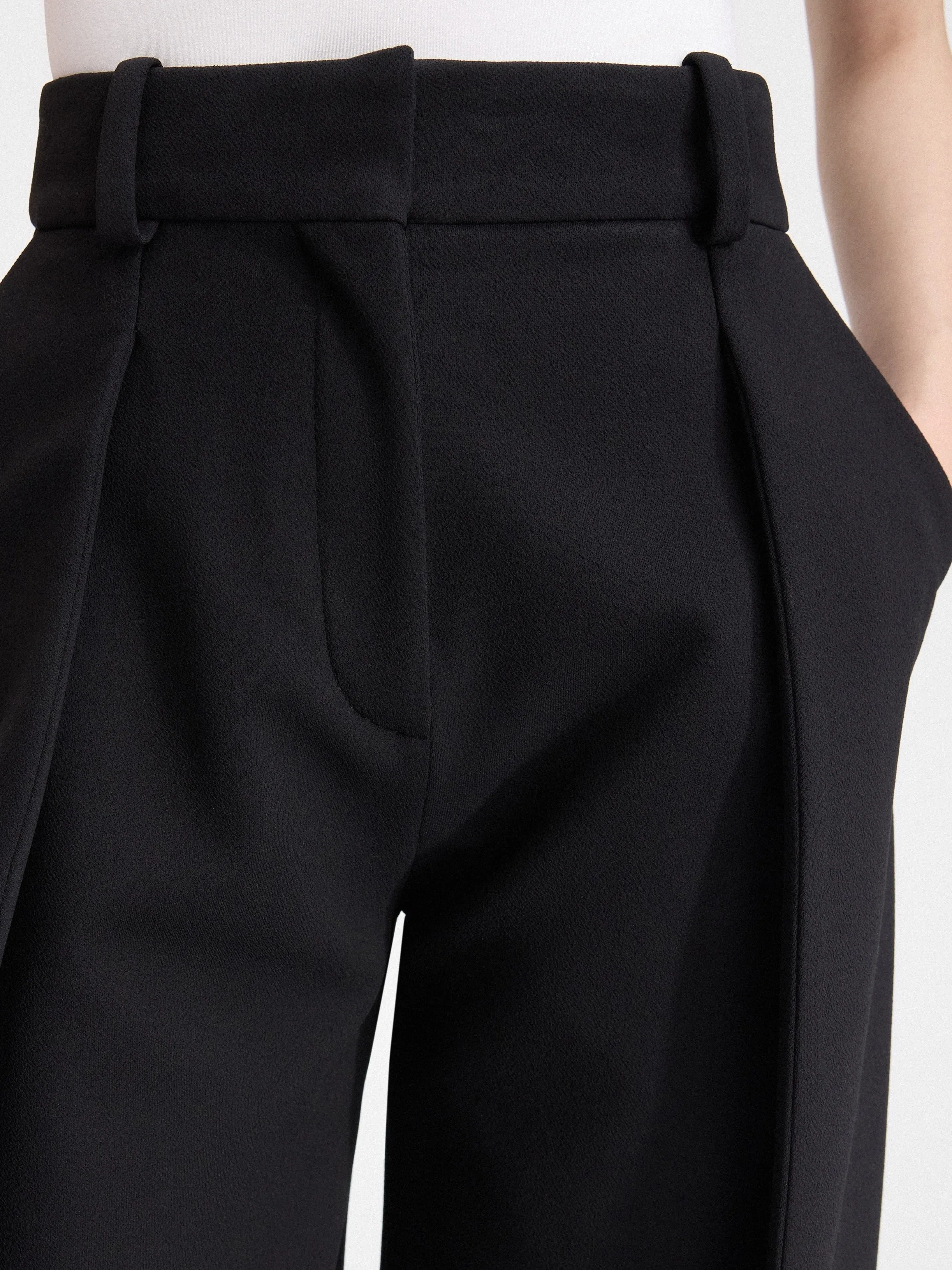 Jacquemus The Paseo Pants in Black