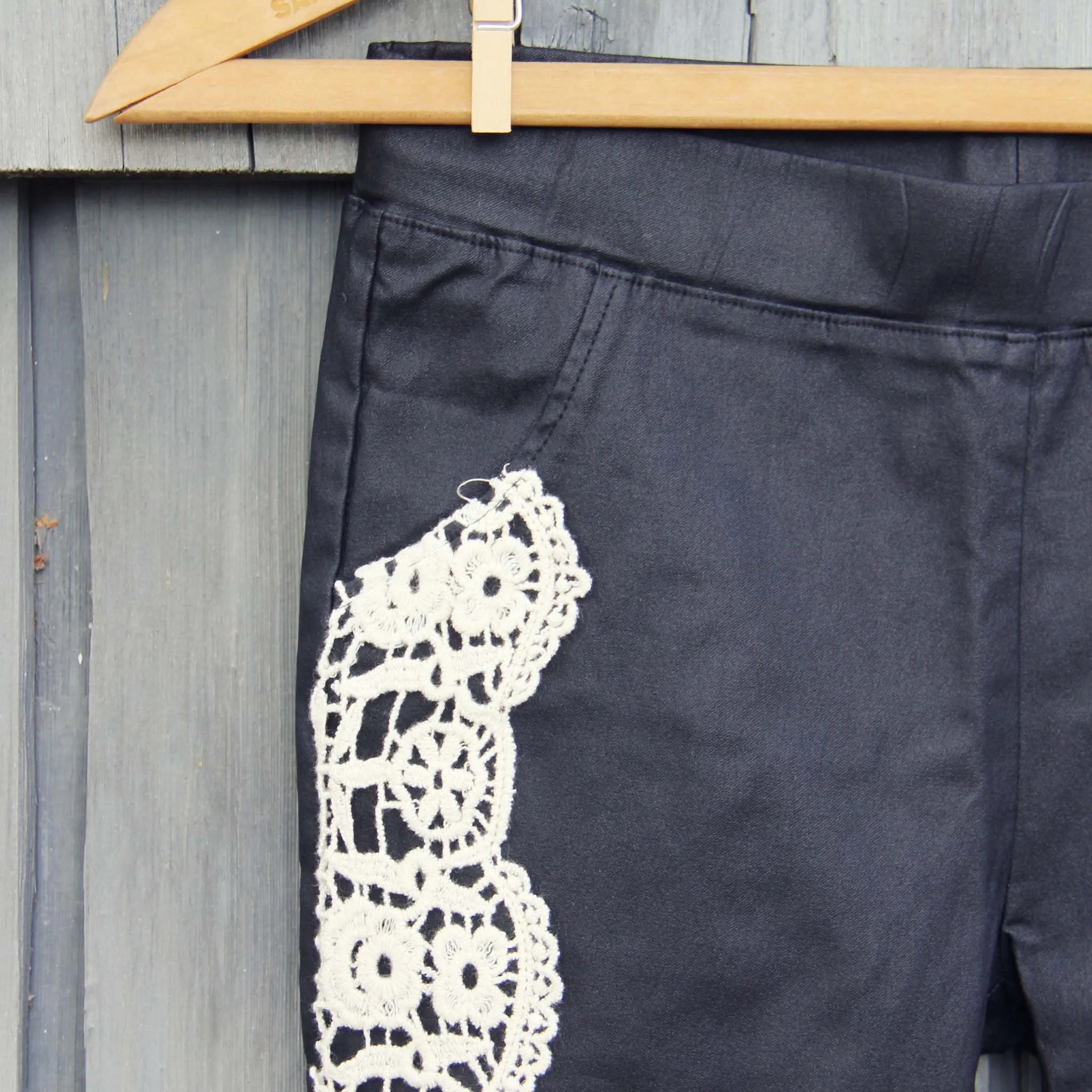 Lace & Night Leggings