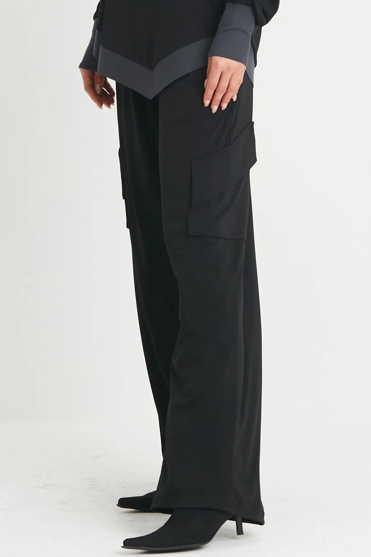 Matte Jersey Angle Pocket Pants
