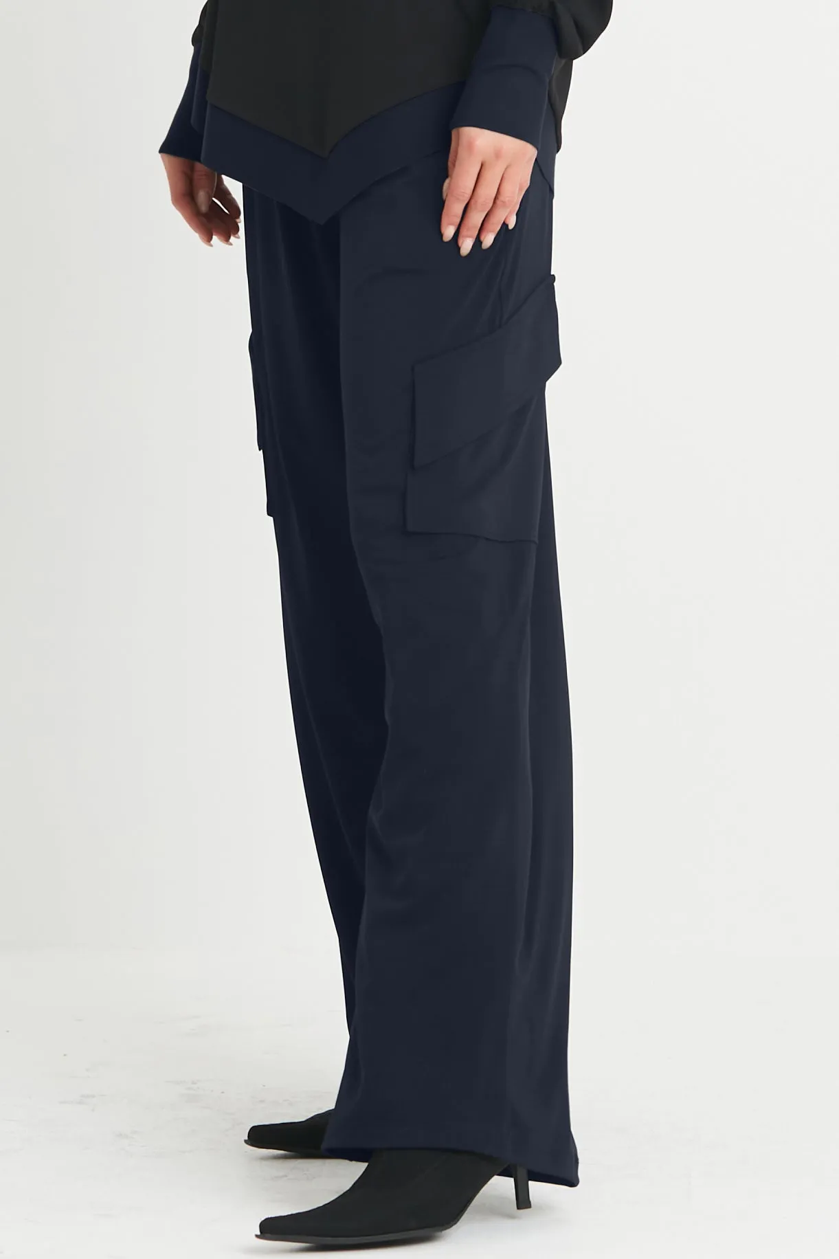 Matte Jersey Angle Pocket Pants