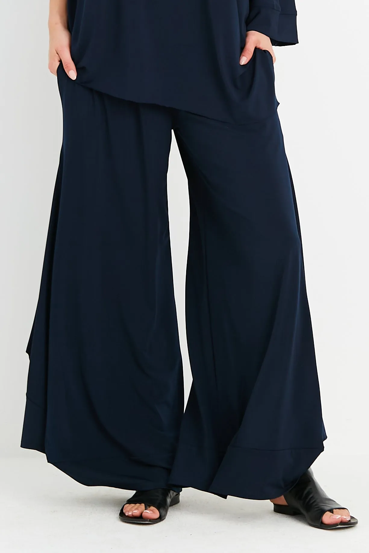 Matte Jersey Balloon Pants