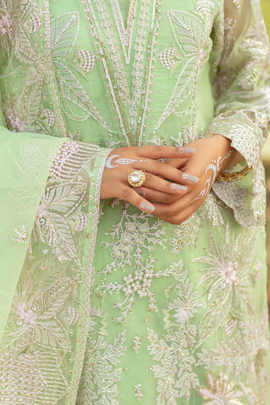 MM-12 | Vanya Mah-E-Meer RTW Stitched Collection