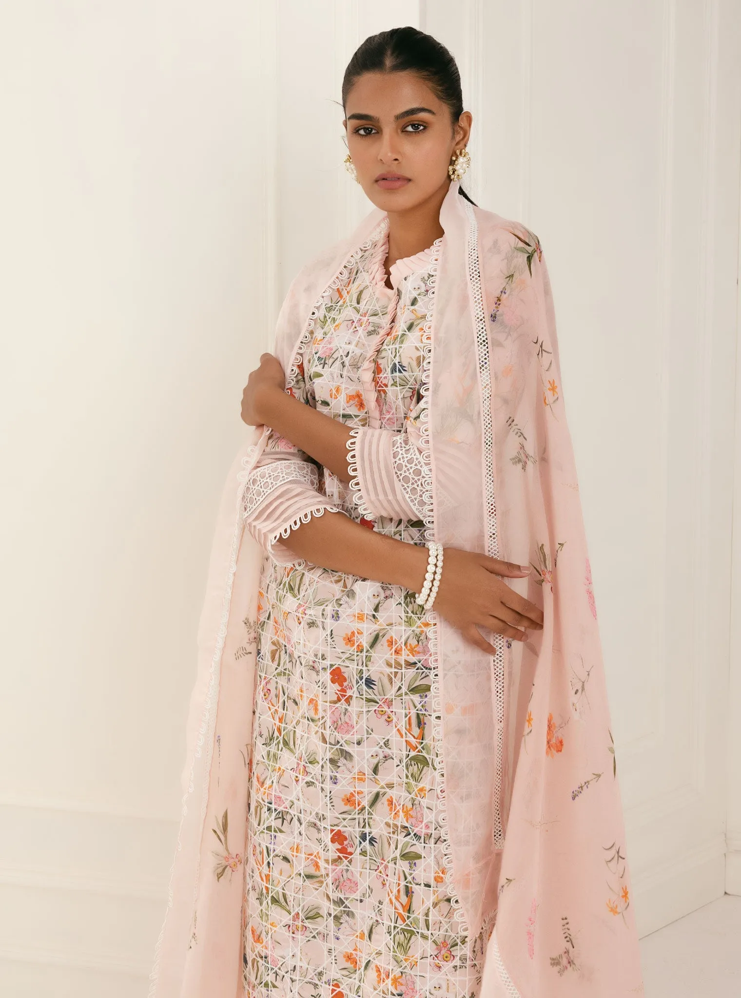 Mulmul Cotton Rafaela Pink Kurta With Rafaela Pink Pant