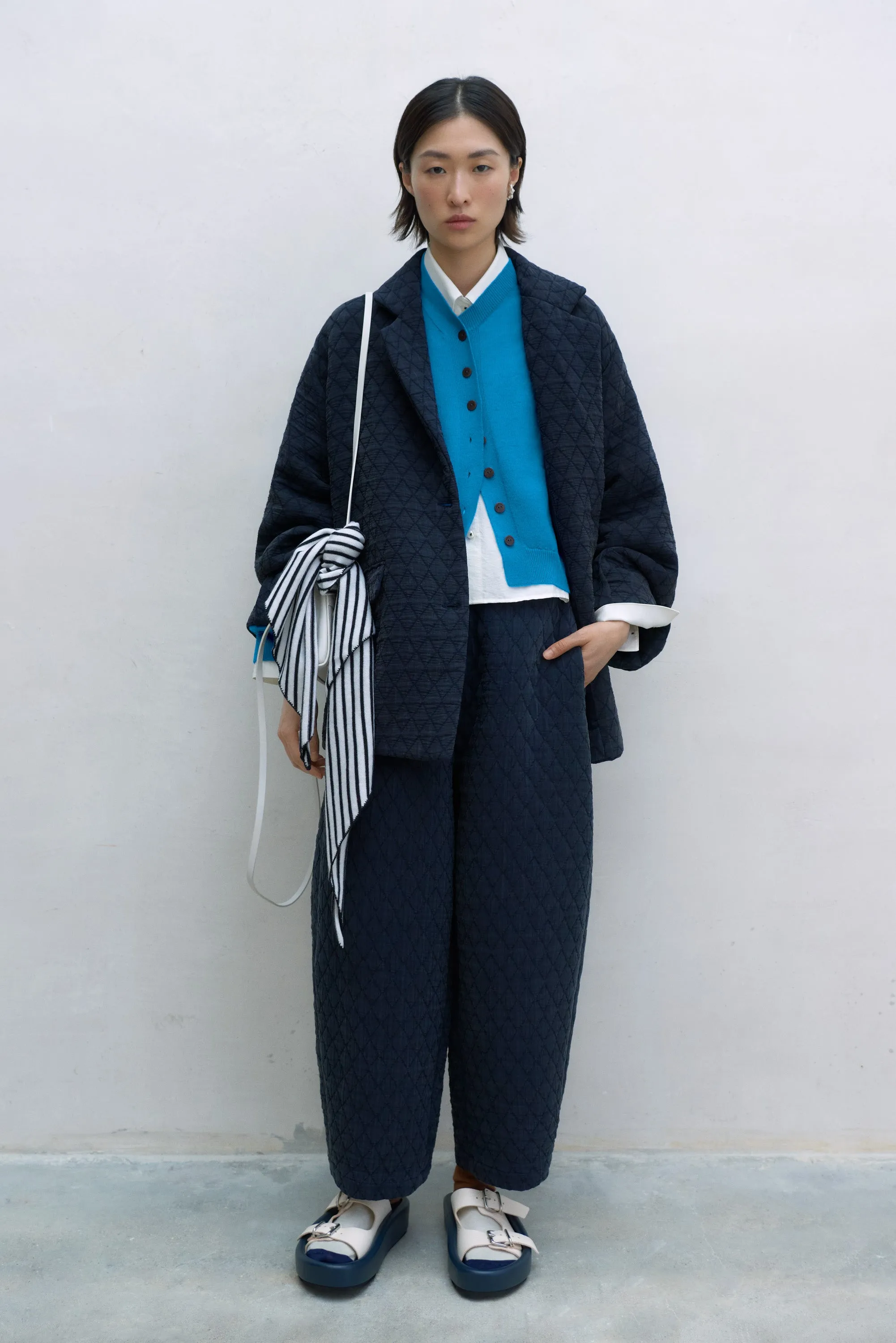 Quilted Curved Pants