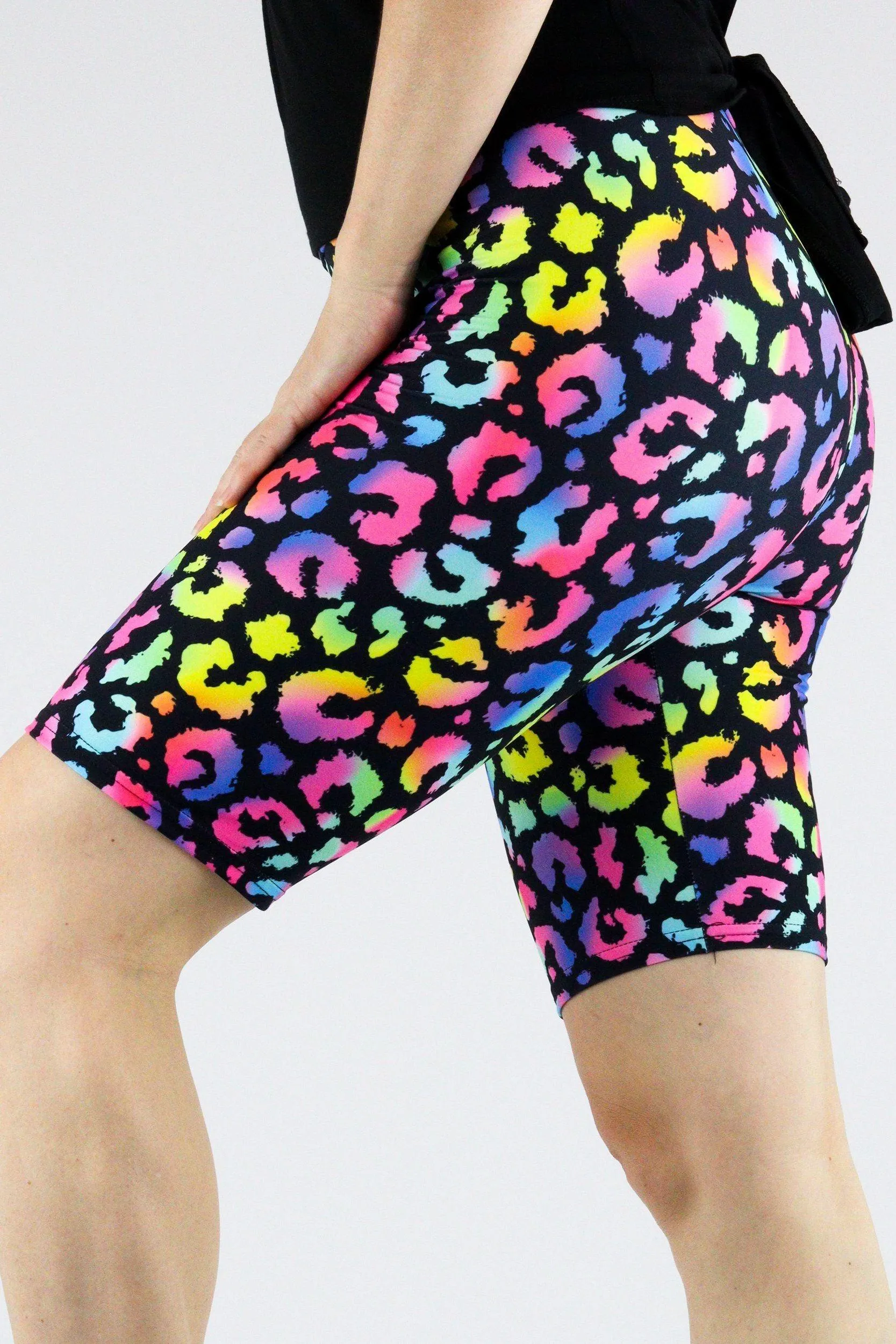 Radiant Leopard - Casual Long Shorts