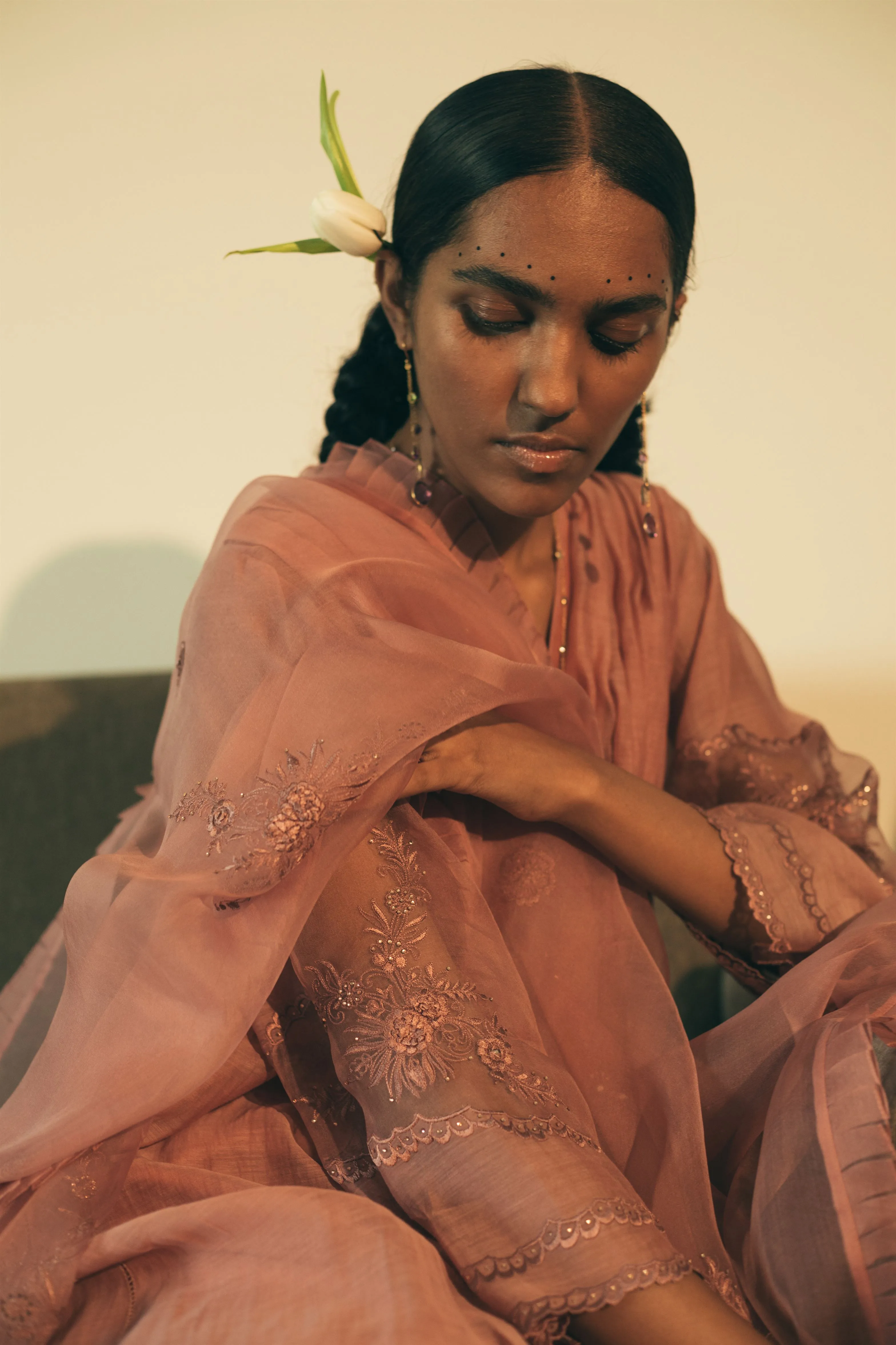 Sarang Kaur Downtown Salmon Peacock Stole Organza silk Ektaar SK01275