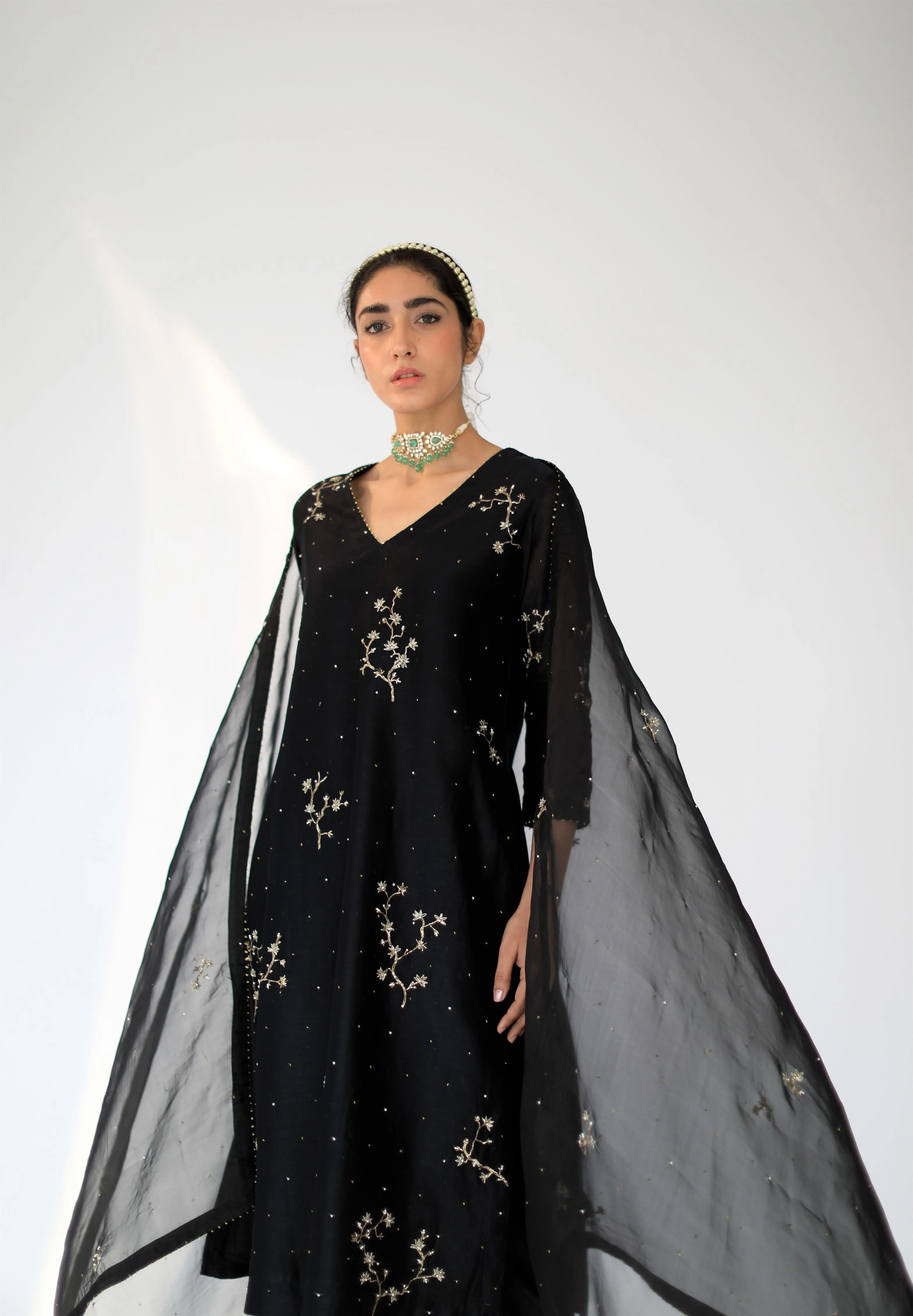 Shikha Mehta Rashmika Black Alma Kurta Set Silk Chanderi Silk Organza Black Hana Ss21F-Ba