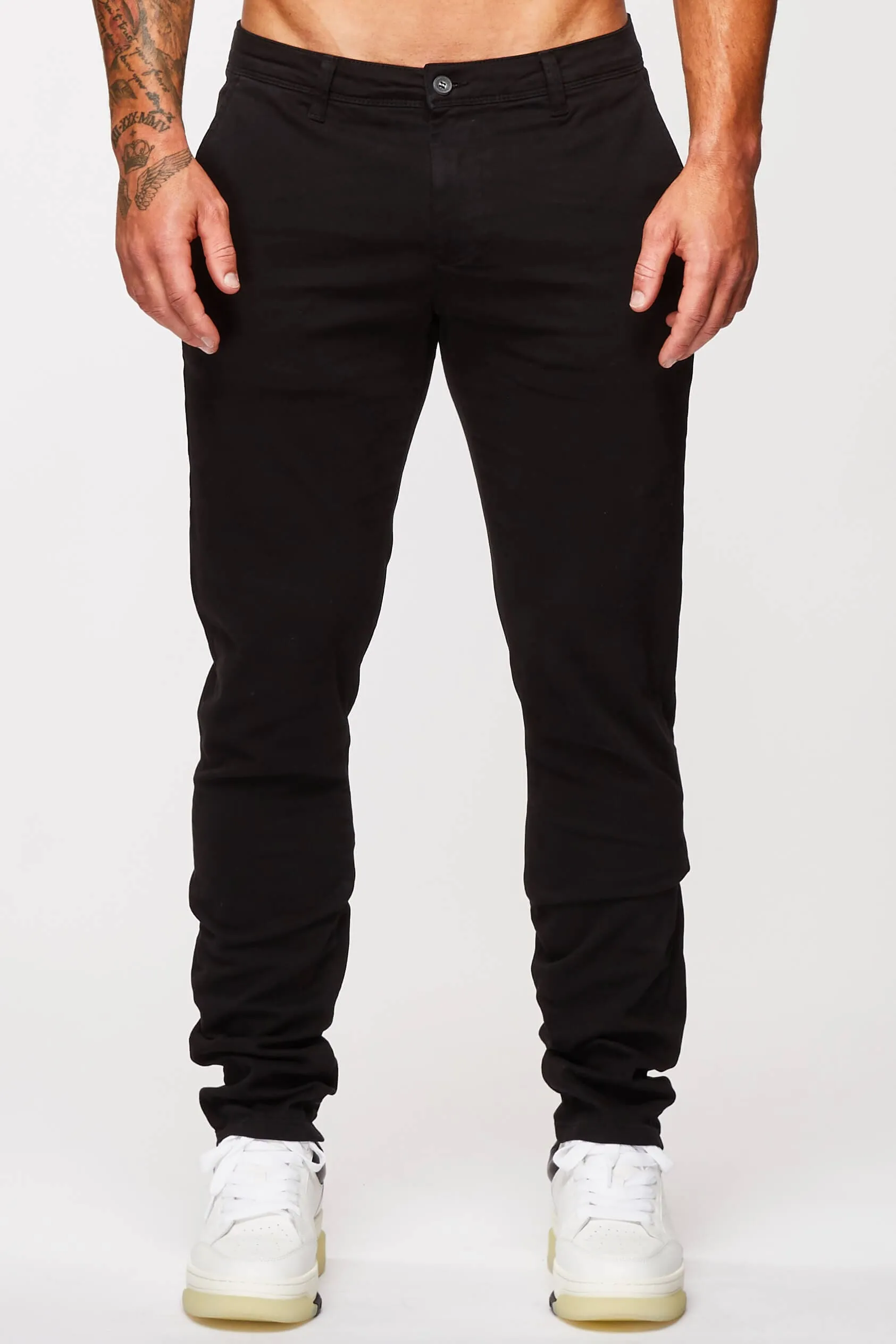 STRAIGHT LEG CHINO - BLACK