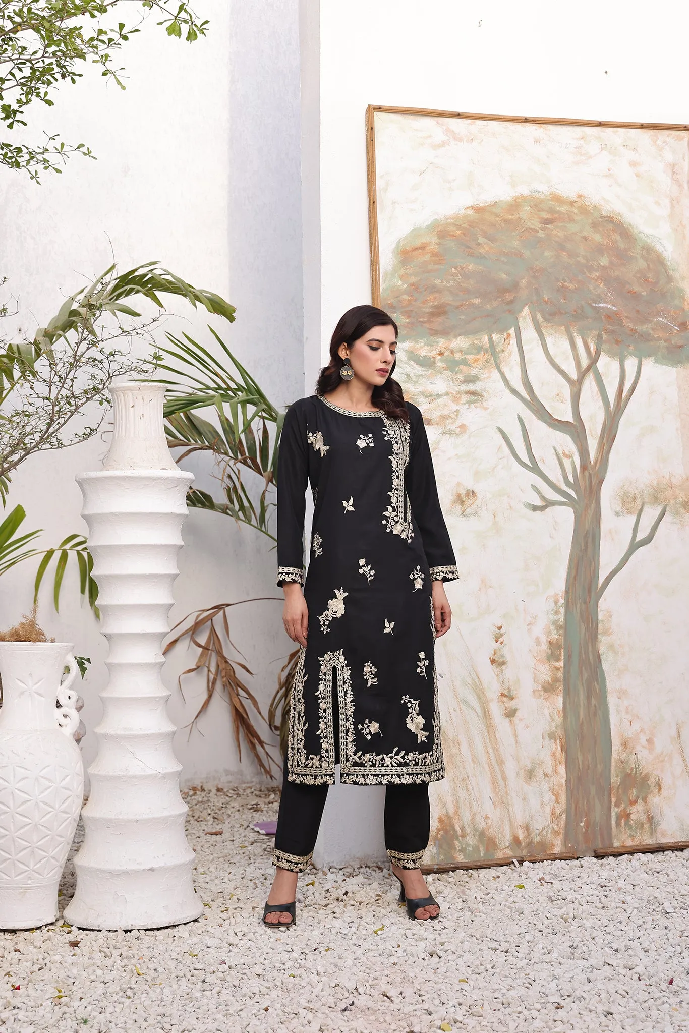 Timeless Sophistication - Black Embroidered Ensemble