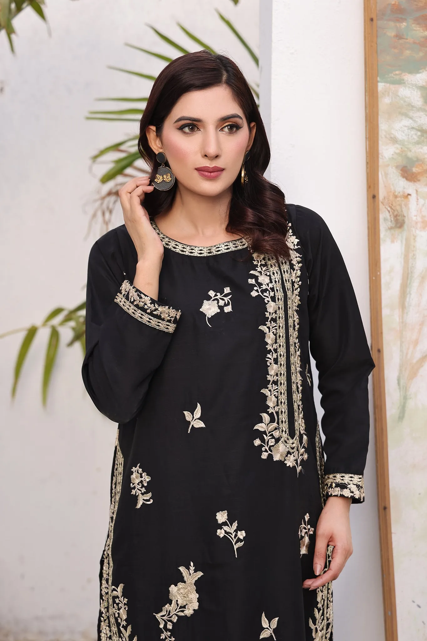 Timeless Sophistication - Black Embroidered Ensemble