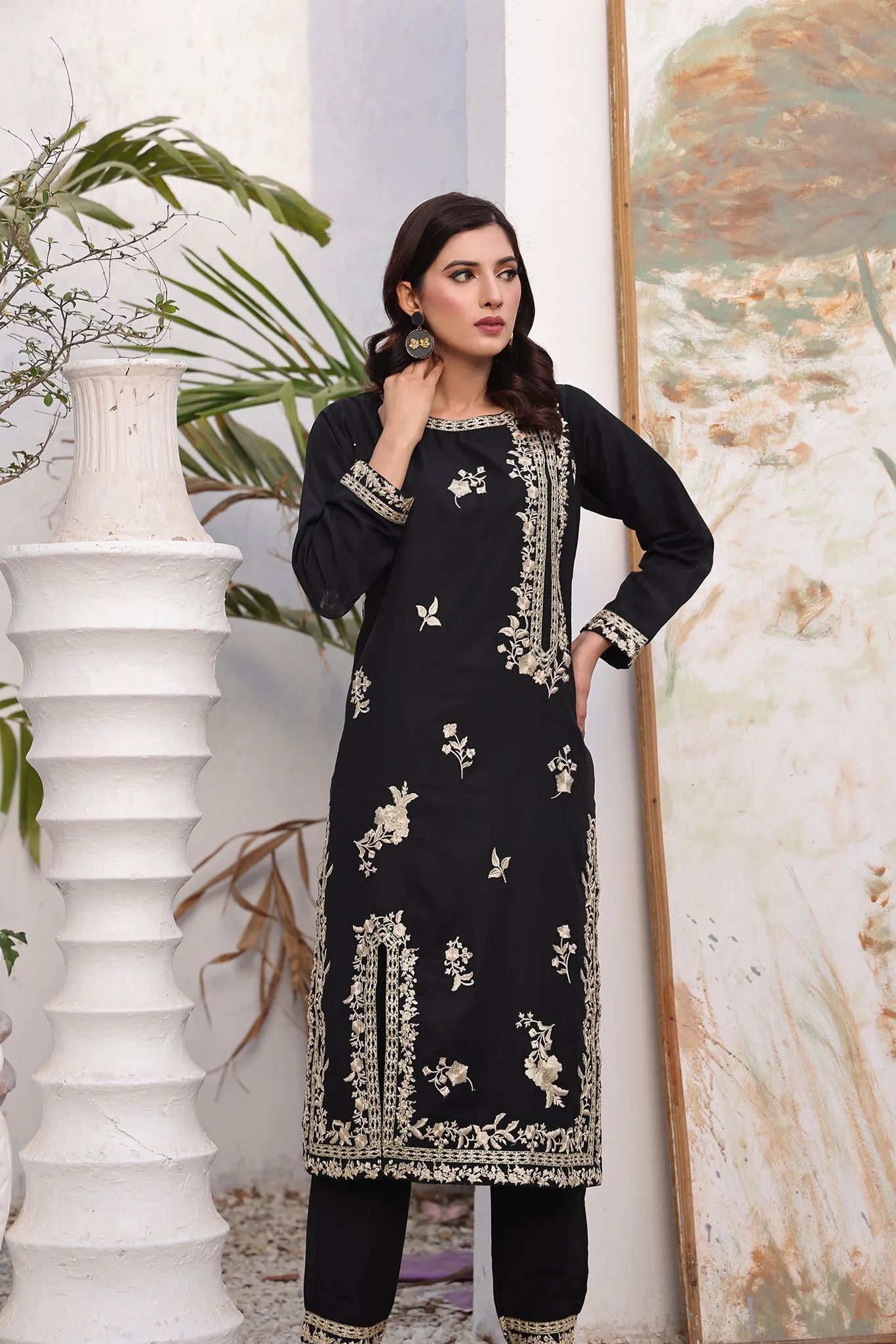 Timeless Sophistication - Black Embroidered Ensemble