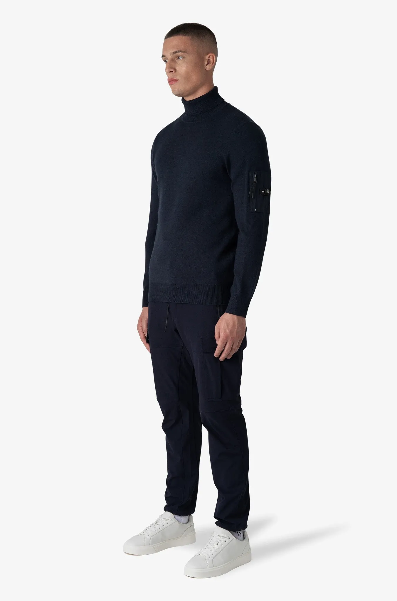 TORRO KNITTED SWEATER | NAVY