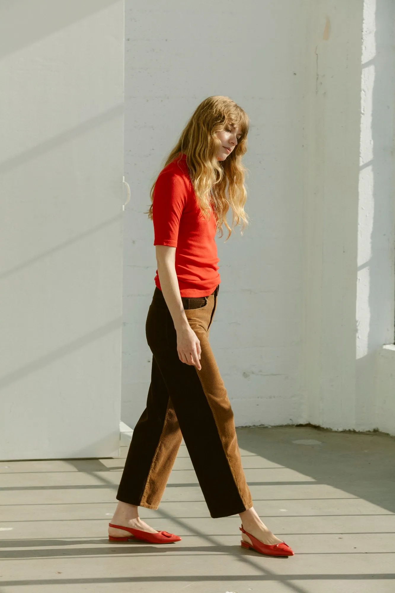Wraparound Relaxed Jeans - Walnut Corduroy