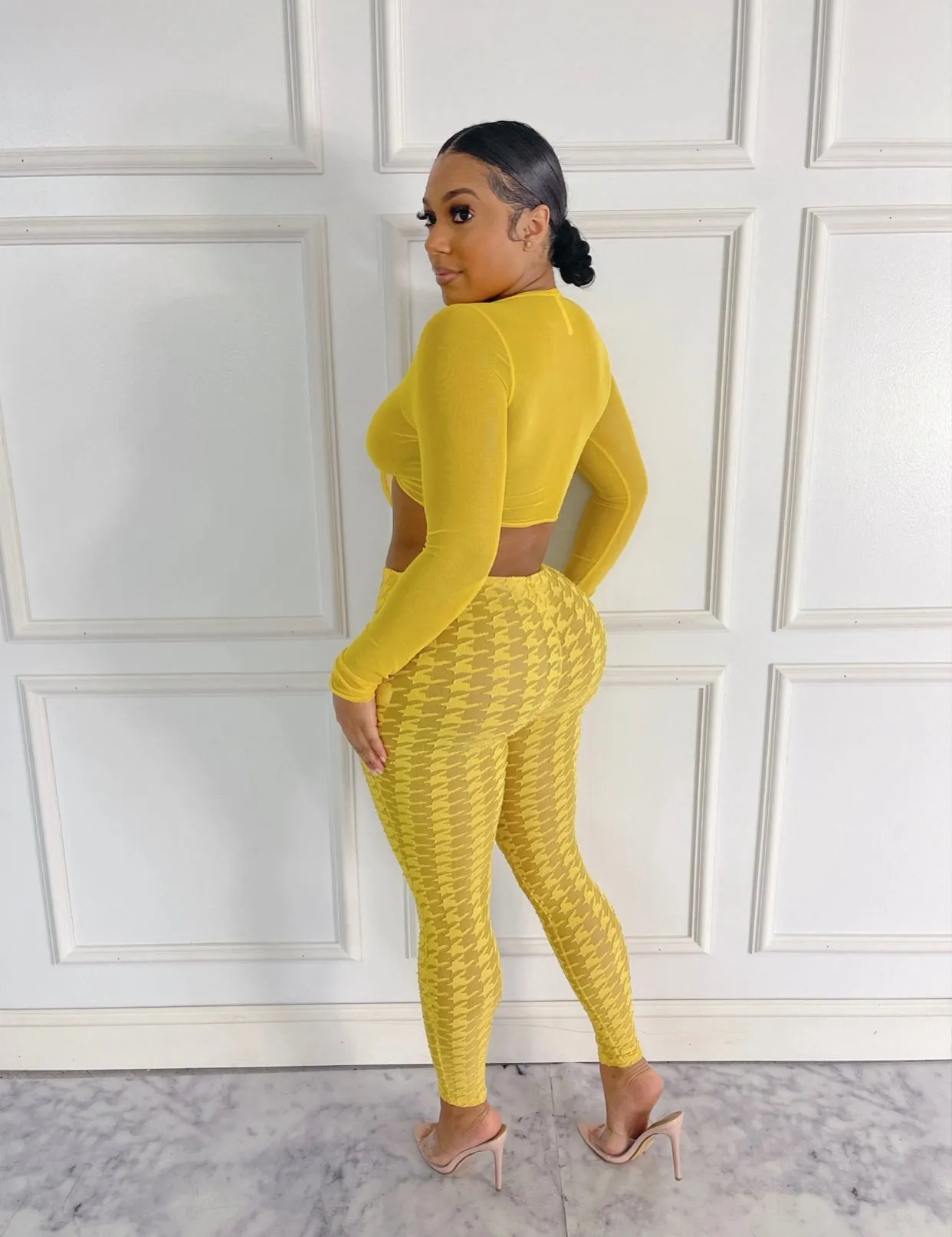 Yellow Burst Resort Set ! Cover up