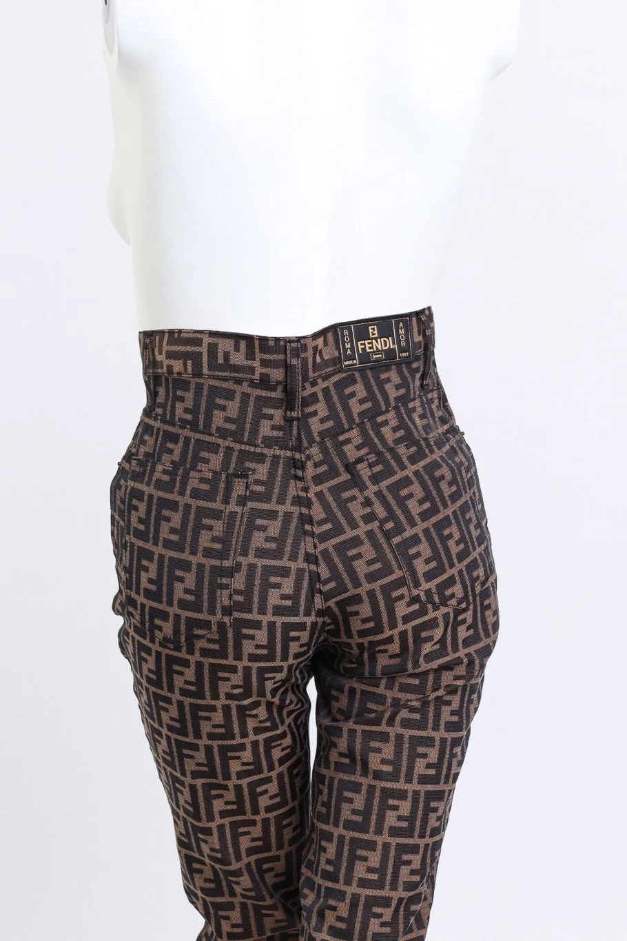 Zucca Monogram Jean